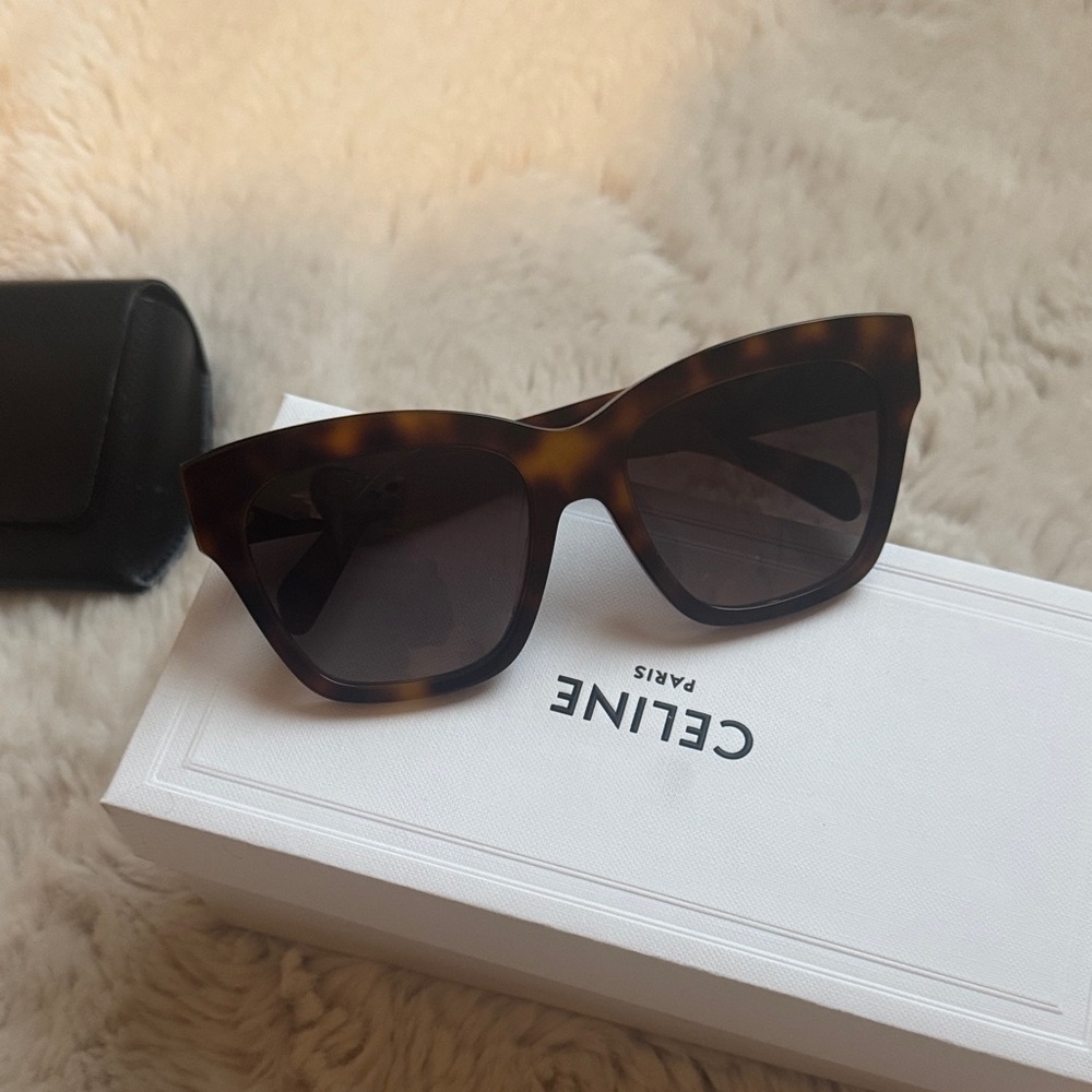 Celine Brown Tortoise Sunglasses - Picture 6 of 6